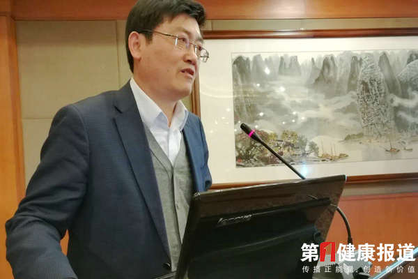 人大代表沈进进将吁请2017两会实施国家控烟条例