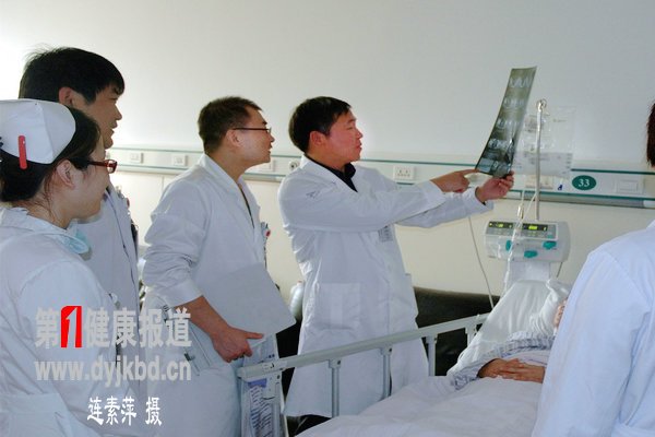 王世斌2_副本.jpg