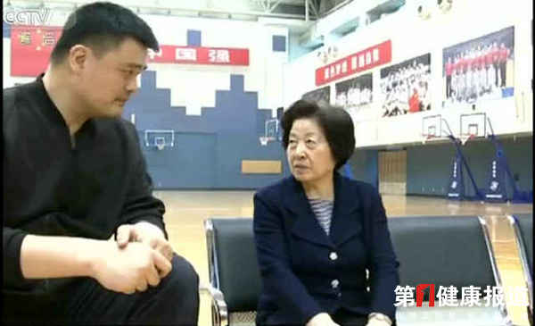 孙春兰调研体育总局解决群众健身难问题