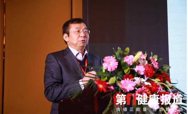 杜昱光.jpg
