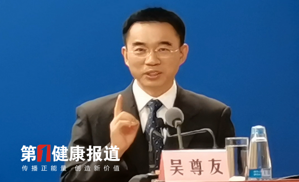 吴尊友：口罩相当于老百姓的标配