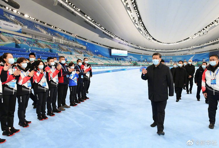 习近平在北京考察冬奥会、冬残奥会筹办备赛工作 .jpg
