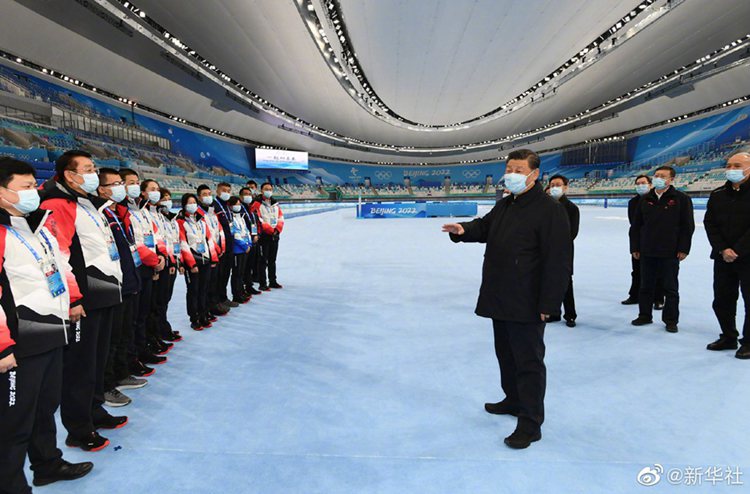 习近平在北京考察冬奥会、冬残奥会筹办备赛工作 .jpg