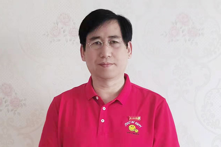武清河先生喜获健康老人功勋奖