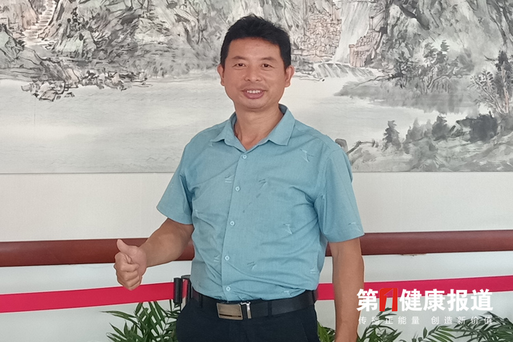 百年烫伤膏转圜放异彩黄恩度获颁健康宣传大使