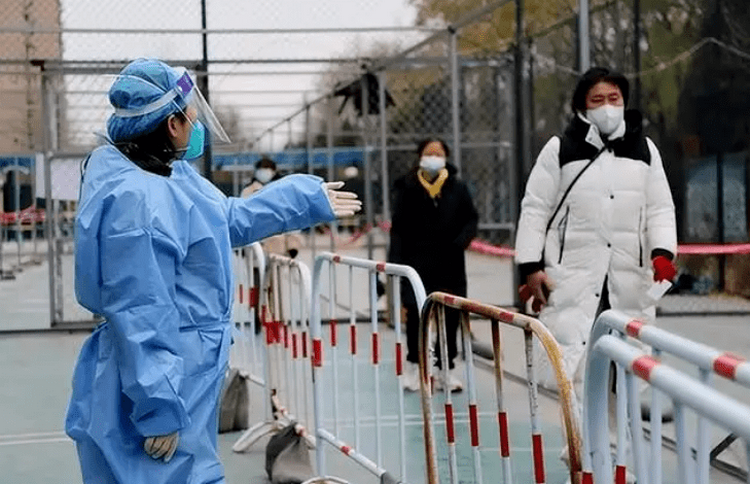 人民日报健康客户端：核酸乱象不止，疫情永无宁日