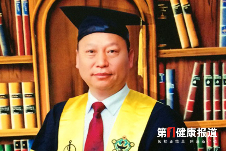 杨晋探索调养治愈华夏医理新思路获颁健康宣传大使