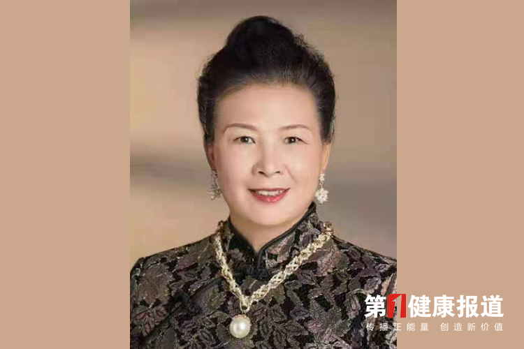 武宁道协会长华卿获颁健康宣传大使荣耀