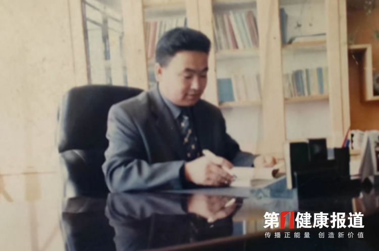 包金刚传承蒙族医药获颁健康宣传大使