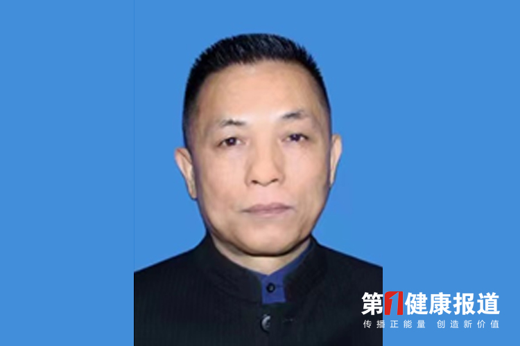 杨代武用传统文化教化少年获颁健康宣传大使
