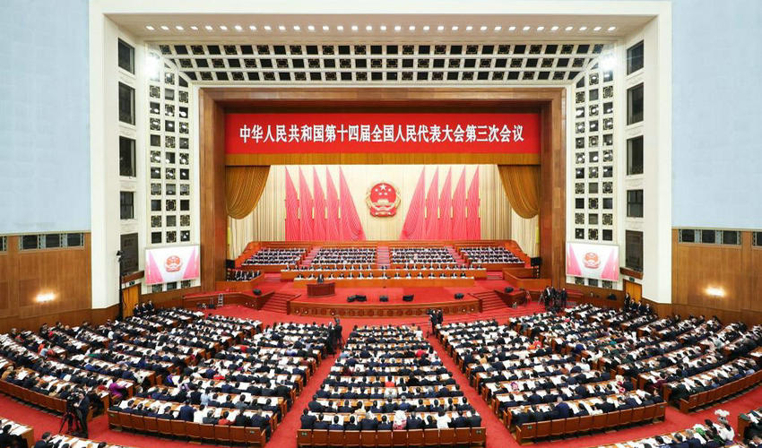 关于基本医疗卫生服务 政府工作报告这么说