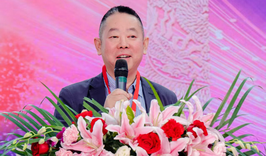 以中国健康女性的榜样力量展现巾帼不让须眉独特价值