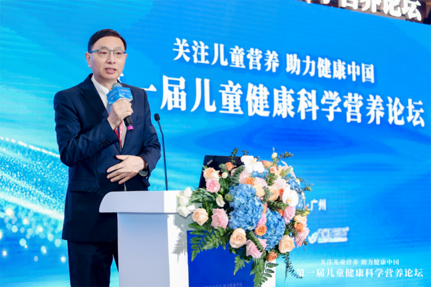 雀巢健康科学携人民日报健康客户端推出第一届儿童健康科学营养论坛455.png