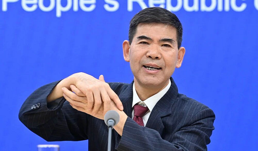 专家提醒：冬天给小孩儿穿戴过多包裹过严 会影响肺的宣发