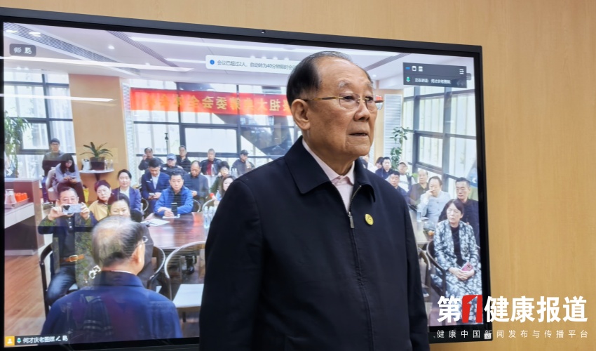 1775787636106560.jpg 7cc253bc9f9f8edeb78d72c15077a27.jpg