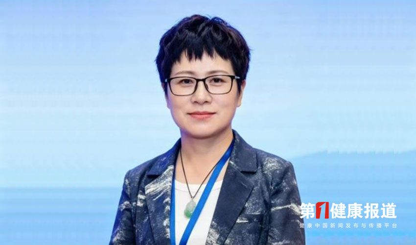 李海燕致力古法中医技艺传承创新获颁健康宣传大使